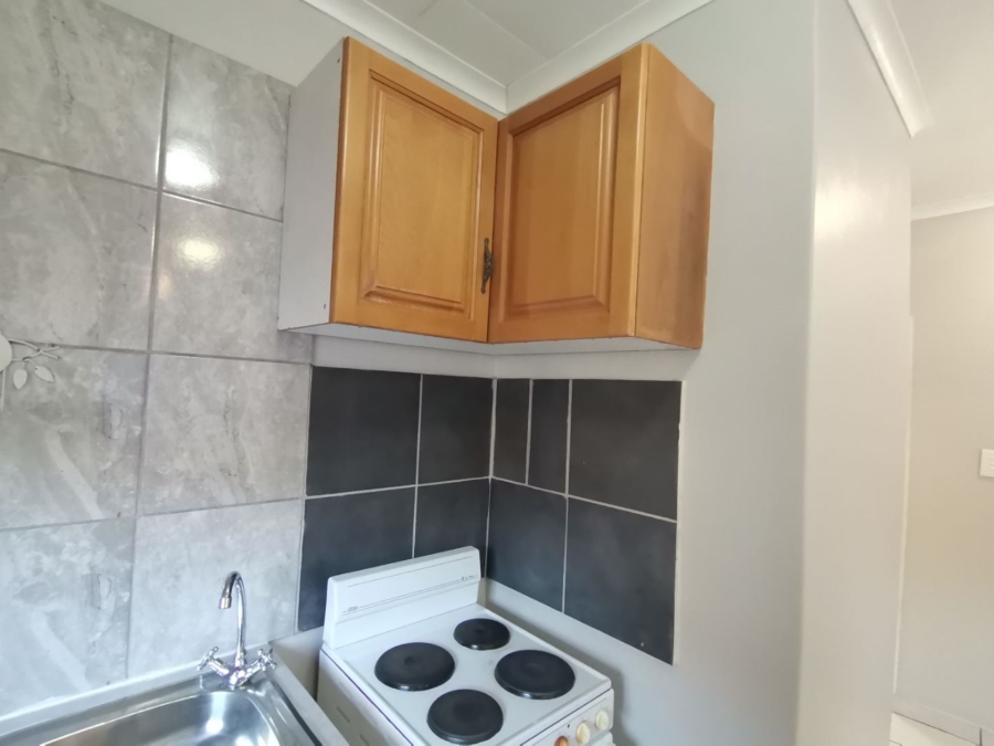 To Let 2 Bedroom Property for Rent in Queenswood Gauteng