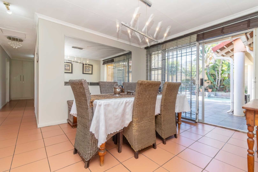 To Let 3 Bedroom Property for Rent in Hurlingham Gauteng