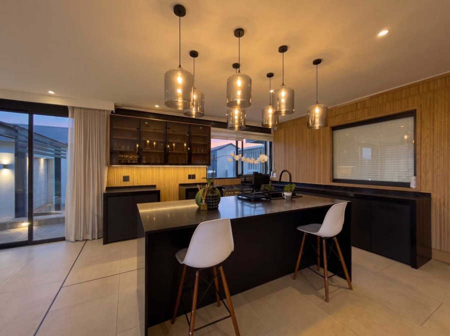 4 Bedroom Property for Sale in Monaghan Farm Gauteng