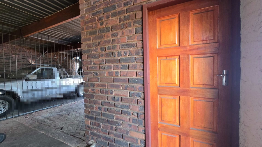 3 Bedroom Property for Sale in Sinoville Gauteng