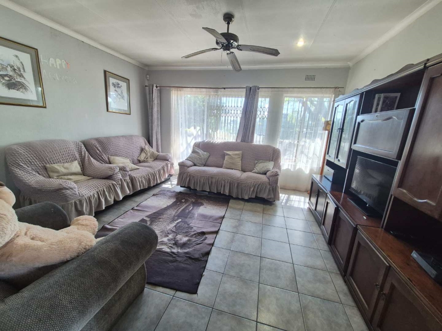 3 Bedroom Property for Sale in Birchleigh North Gauteng