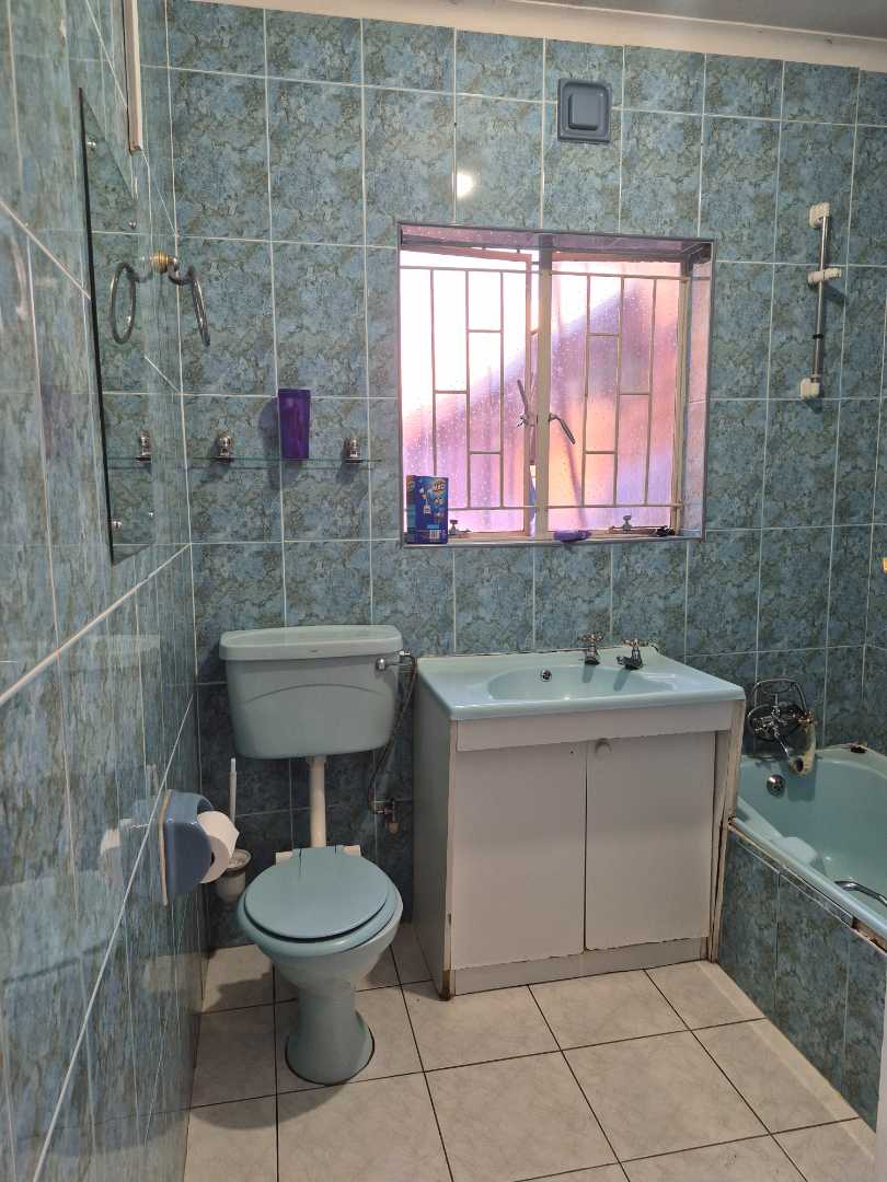 3 Bedroom Property for Sale in Birchleigh North Gauteng