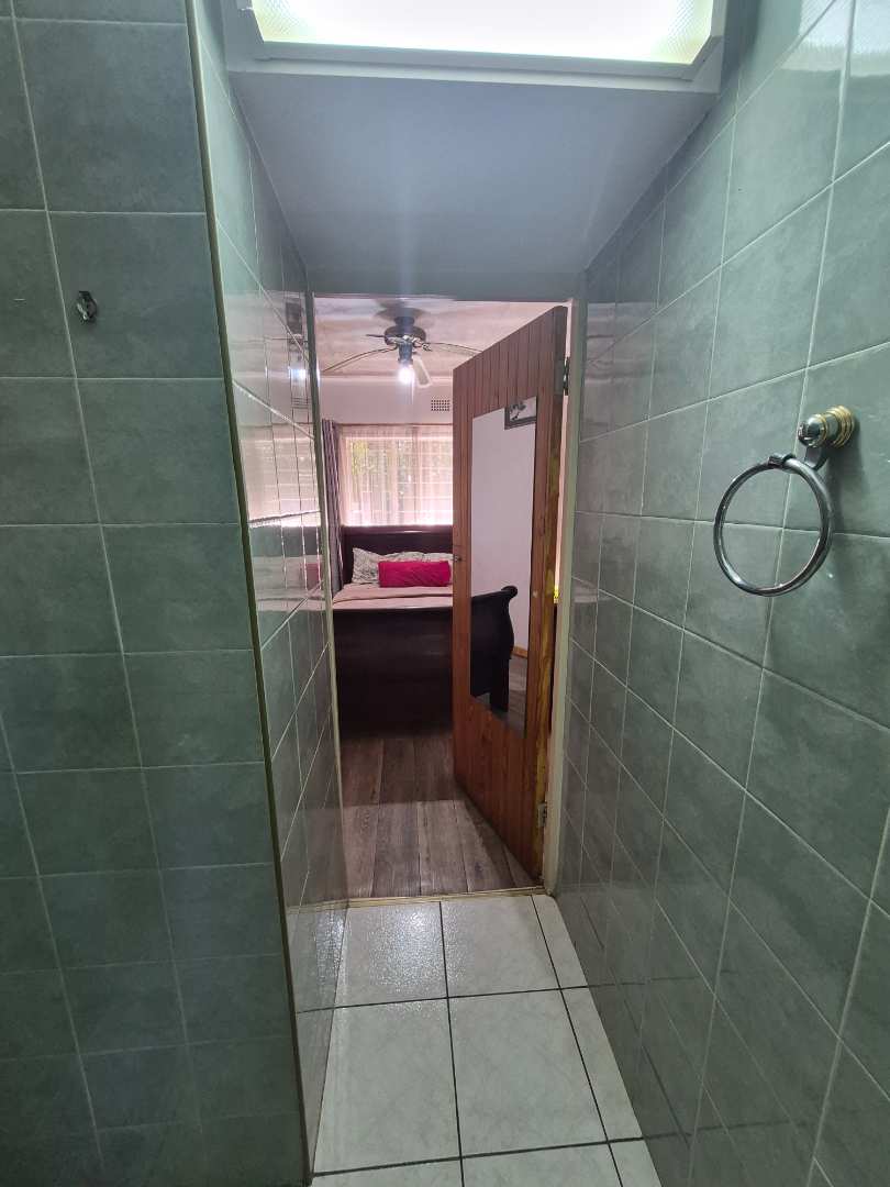 3 Bedroom Property for Sale in Birchleigh North Gauteng