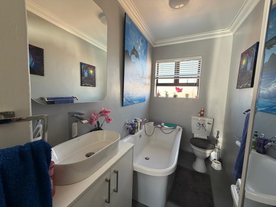 3 Bedroom Property for Sale in Elandsfontein A H Gauteng