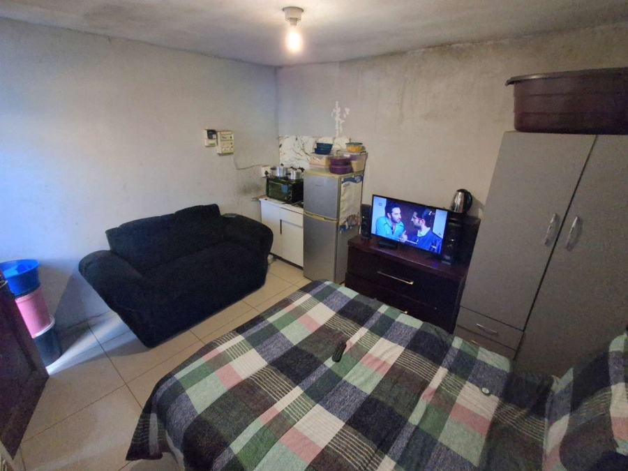 8 Bedroom Property for Sale in Atteridgeville Gauteng
