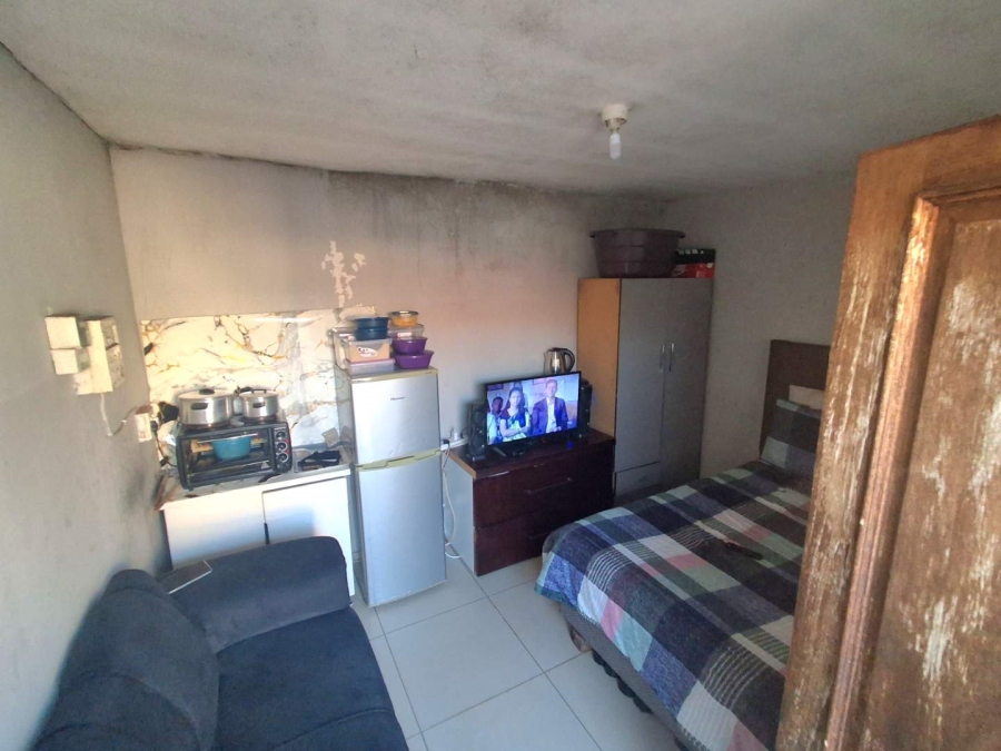 8 Bedroom Property for Sale in Atteridgeville Gauteng