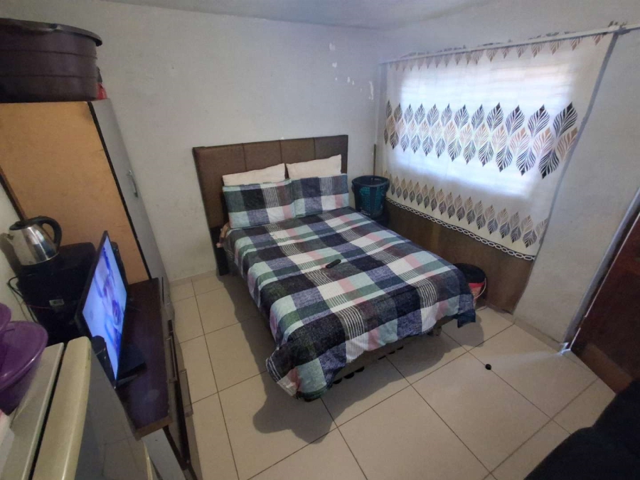 8 Bedroom Property for Sale in Atteridgeville Gauteng
