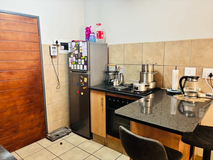 2 Bedroom Property for Sale in Alveda Park Gauteng