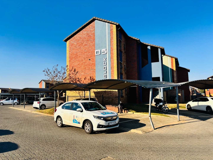 2 Bedroom Property for Sale in Alveda Park Gauteng