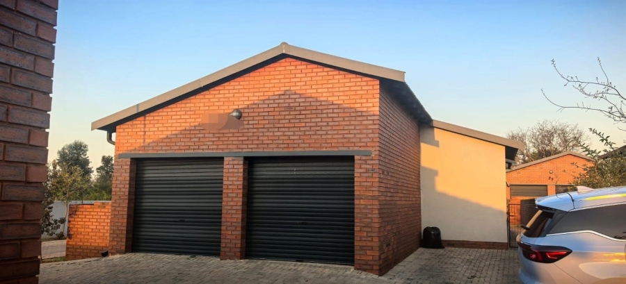 3 Bedroom Property for Sale in Amandasig Gauteng