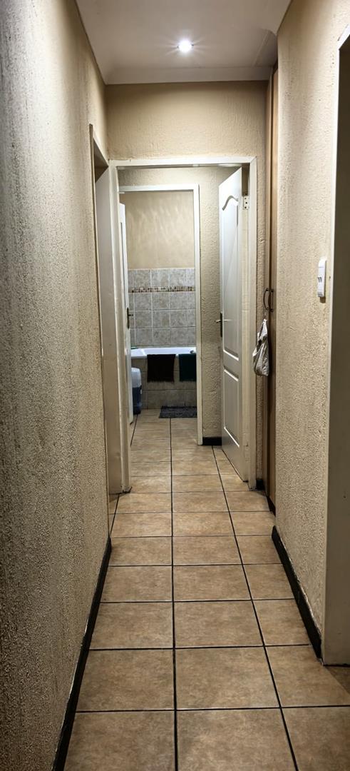 2 Bedroom Property for Sale in Theresa Park Gauteng