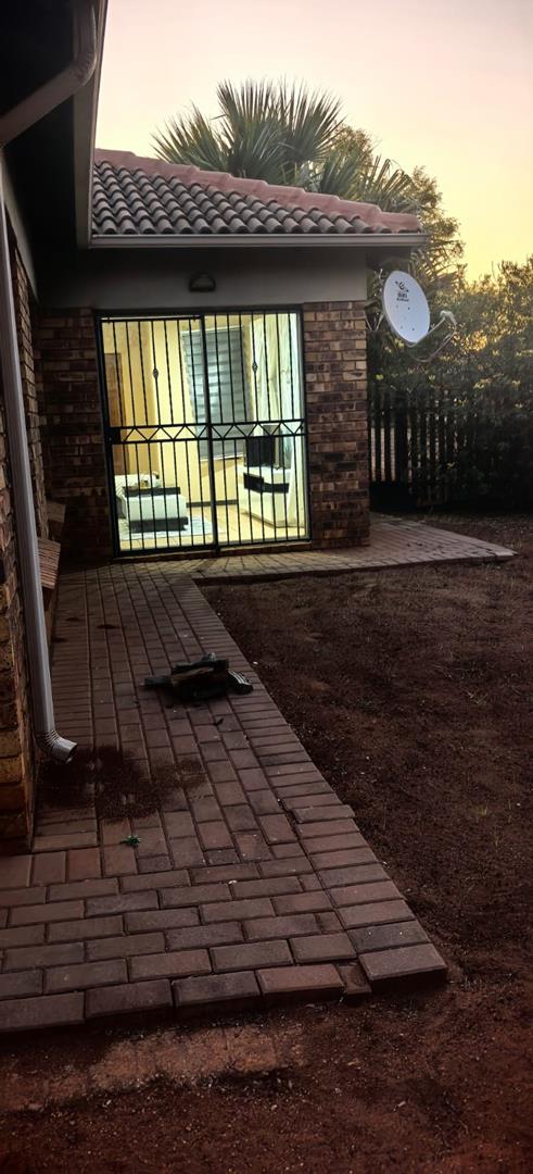 2 Bedroom Property for Sale in Theresa Park Gauteng
