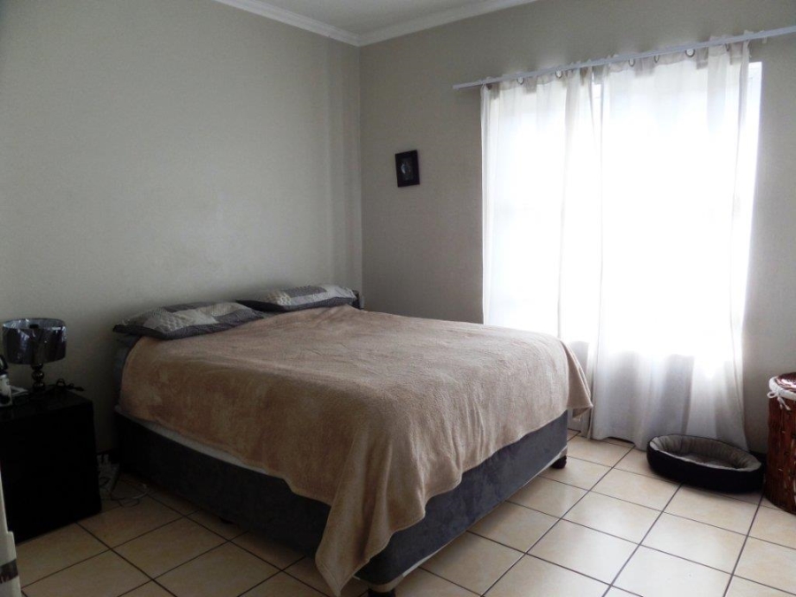 To Let 3 Bedroom Property for Rent in Lonehill Gauteng