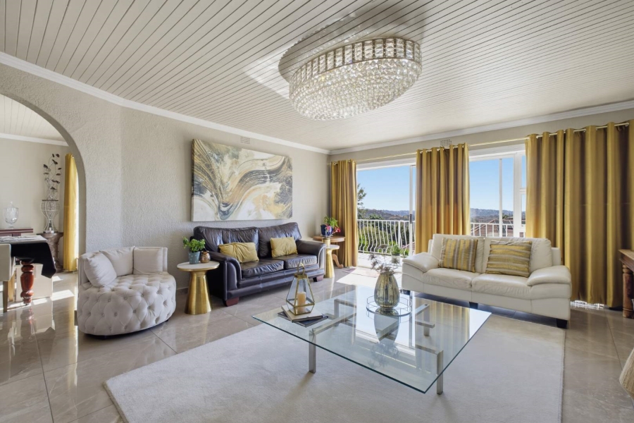 8 Bedroom Property for Sale in Glenvista Gauteng