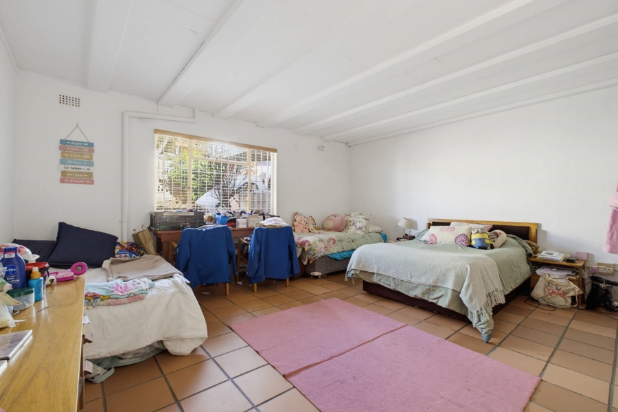 8 Bedroom Property for Sale in Glenvista Gauteng
