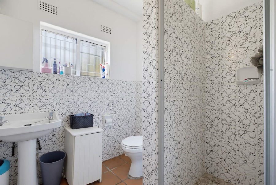 8 Bedroom Property for Sale in Glenvista Gauteng