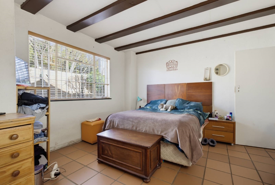 8 Bedroom Property for Sale in Glenvista Gauteng