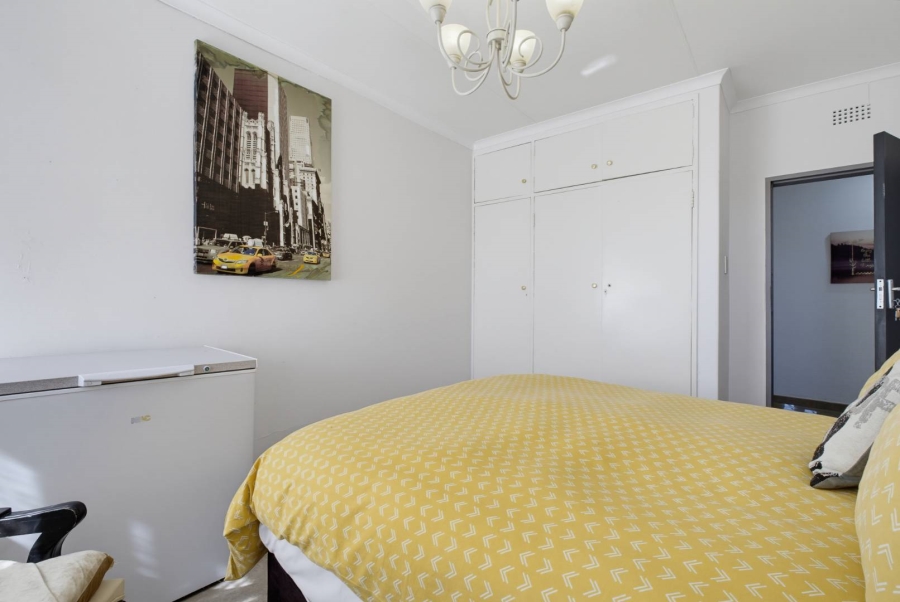8 Bedroom Property for Sale in Glenvista Gauteng