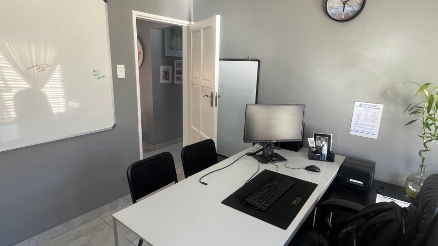4 Bedroom Property for Sale in Brackendowns Gauteng