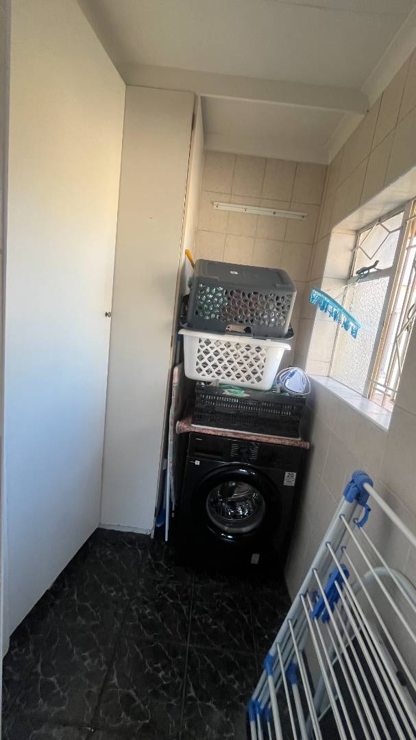 4 Bedroom Property for Sale in Brackendowns Gauteng