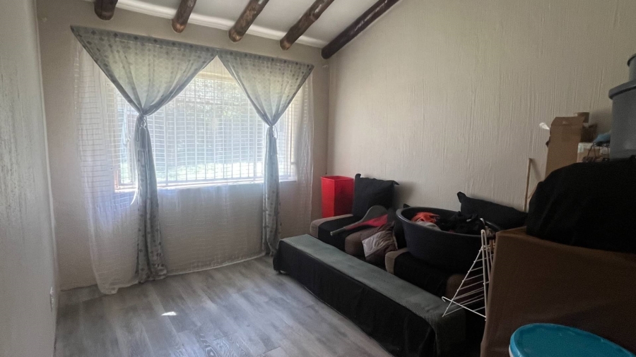3 Bedroom Property for Sale in Brackendowns Gauteng