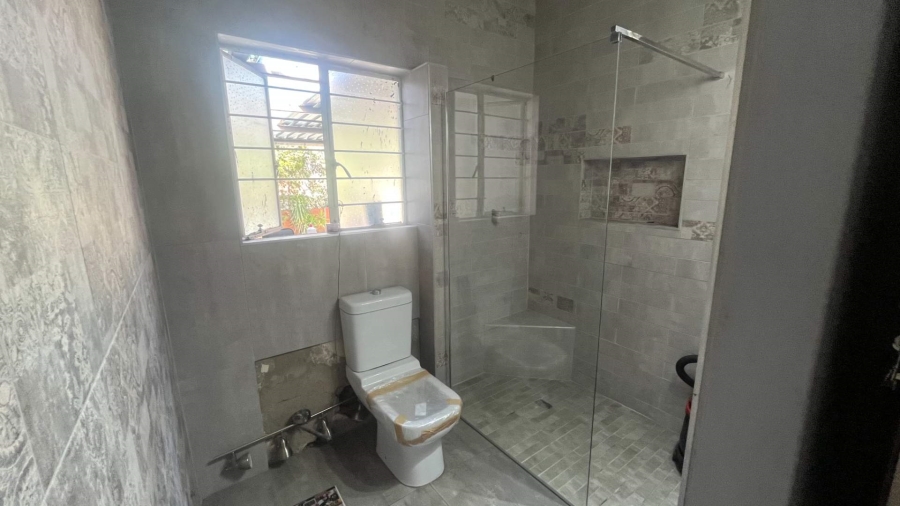 3 Bedroom Property for Sale in Brackendowns Gauteng