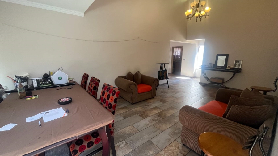 3 Bedroom Property for Sale in Brackendowns Gauteng