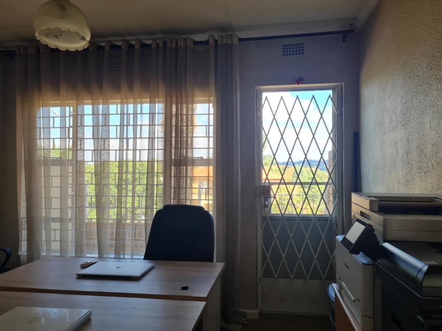 3 Bedroom Property for Sale in Oakdene Gauteng