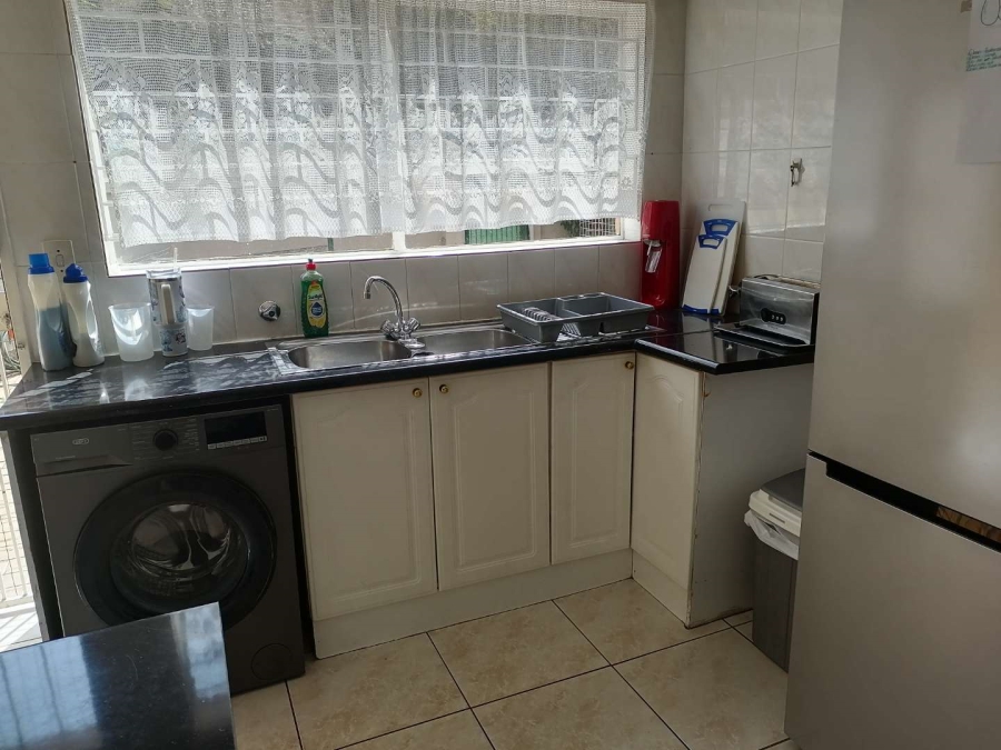 3 Bedroom Property for Sale in Oakdene Gauteng