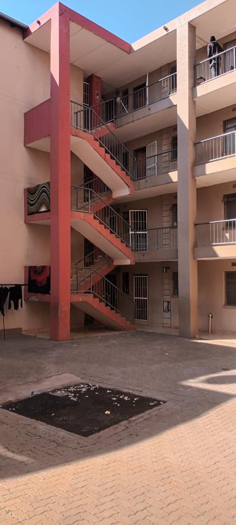 To Let 2 Bedroom Property for Rent in Jabulani Gauteng