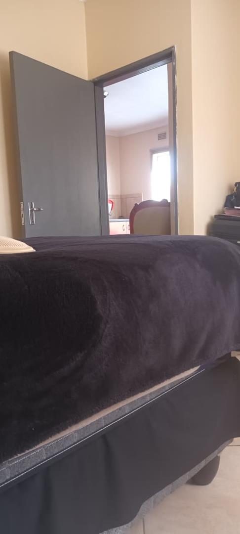 To Let 2 Bedroom Property for Rent in Jabulani Gauteng