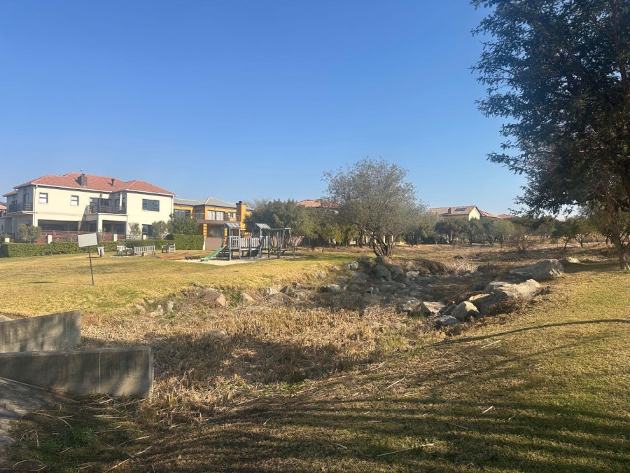 6 Bedroom Property for Sale in Blue Valley Golf Estate Gauteng