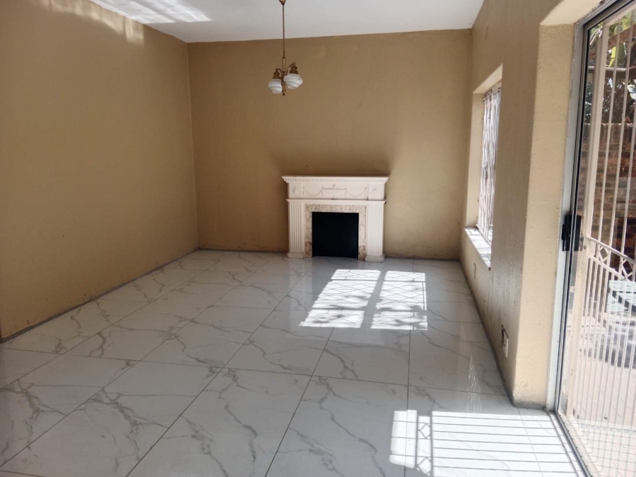 To Let 3 Bedroom Property for Rent in Lyndhurst Gauteng