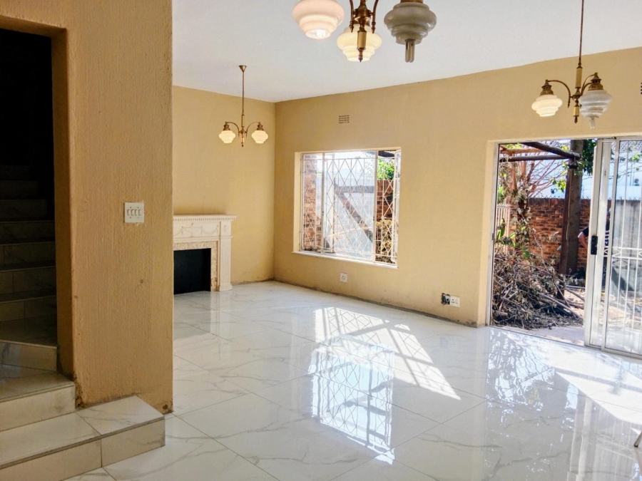 To Let 3 Bedroom Property for Rent in Lyndhurst Gauteng