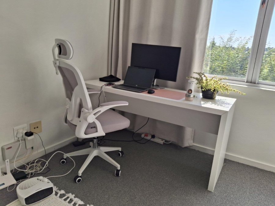 1 Bedroom Property for Sale in Benmore Gauteng