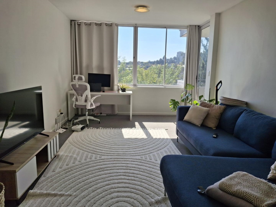 1 Bedroom Property for Sale in Benmore Gauteng