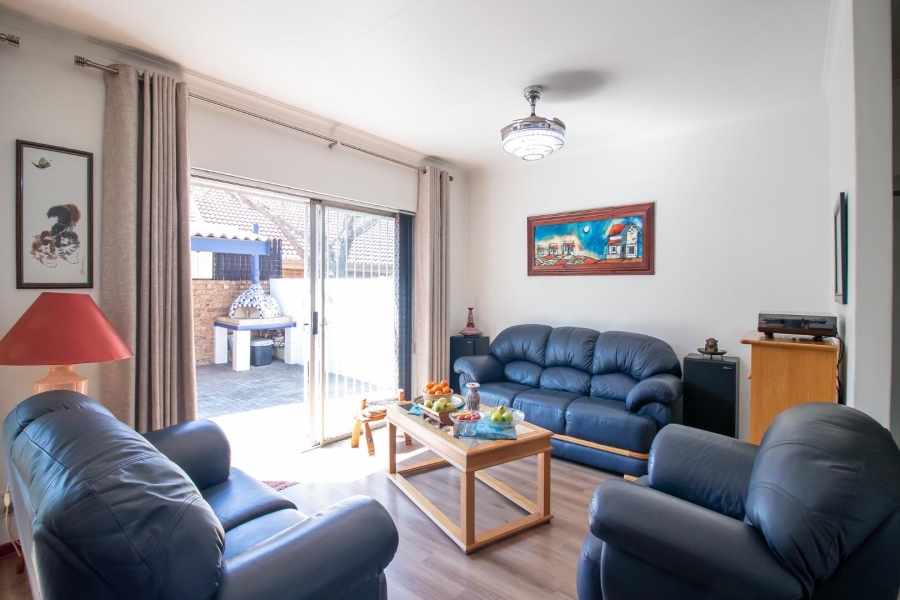 3 Bedroom Property for Sale in Newlands Gauteng
