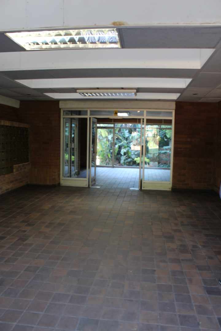 To Let 1 Bedroom Property for Rent in La Montagne Gauteng