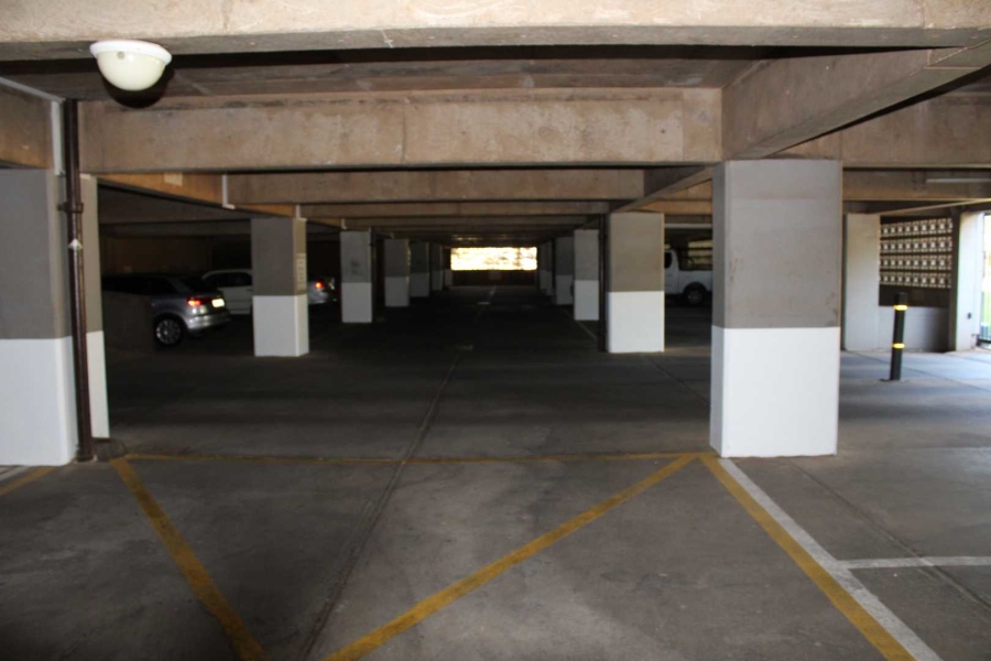 To Let 1 Bedroom Property for Rent in La Montagne Gauteng