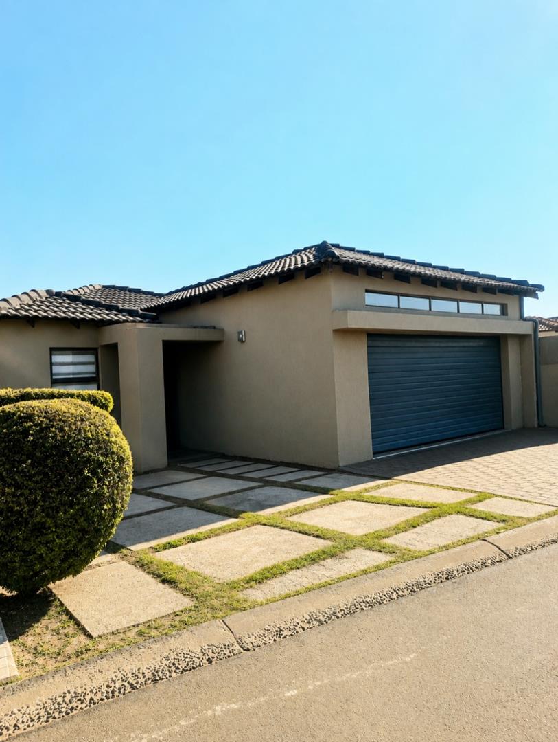 3 Bedroom Property for Sale in Klippoortje Gauteng