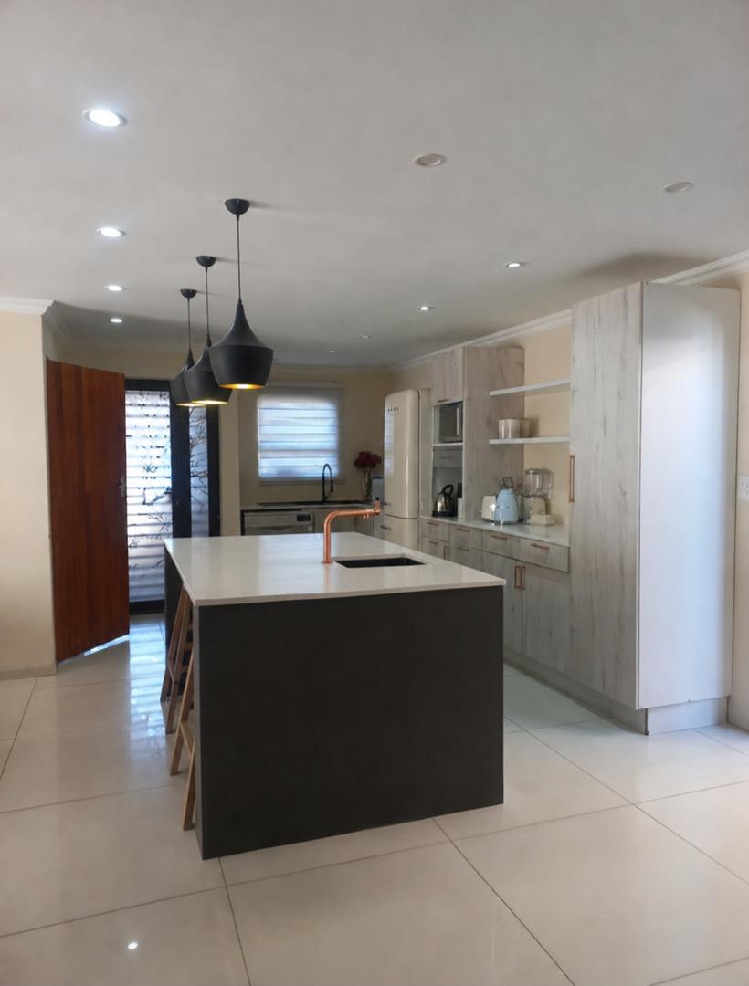 3 Bedroom Property for Sale in Klippoortje Gauteng