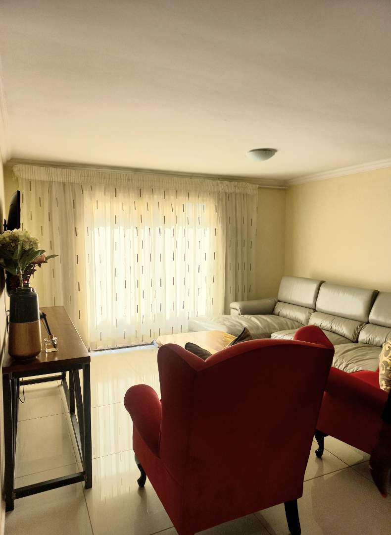3 Bedroom Property for Sale in Klippoortje Gauteng