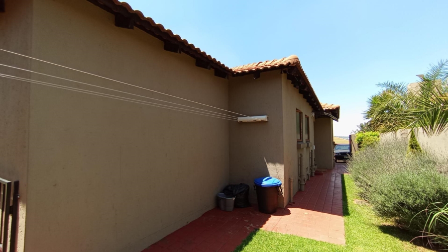 3 Bedroom Property for Sale in Rua Vista Gauteng