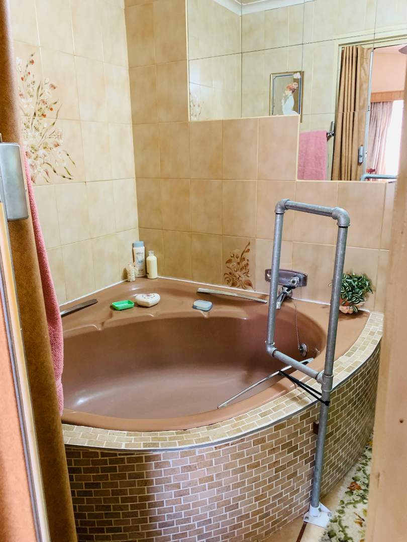 3 Bedroom Property for Sale in Sinoville Gauteng