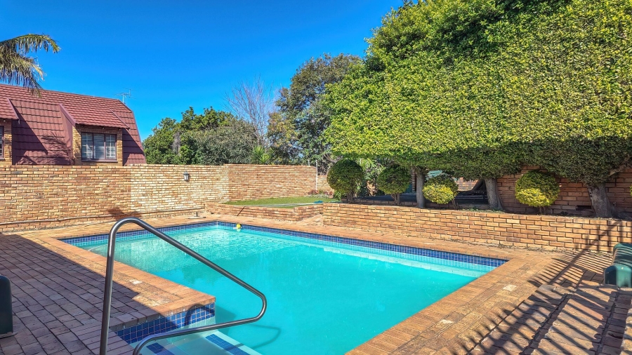 3 Bedroom Property for Sale in Boskruin Gauteng