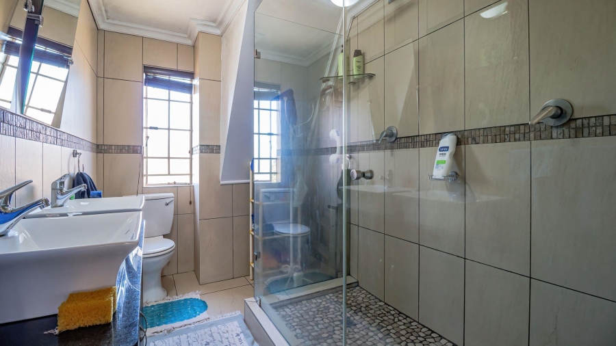 3 Bedroom Property for Sale in Boskruin Gauteng
