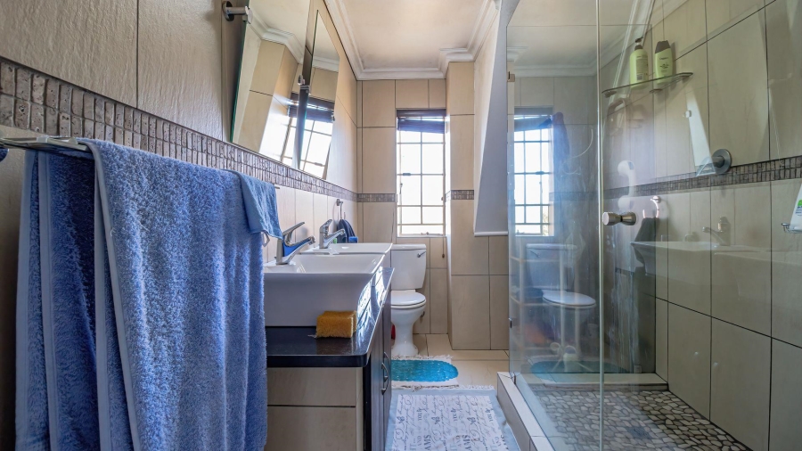 3 Bedroom Property for Sale in Boskruin Gauteng