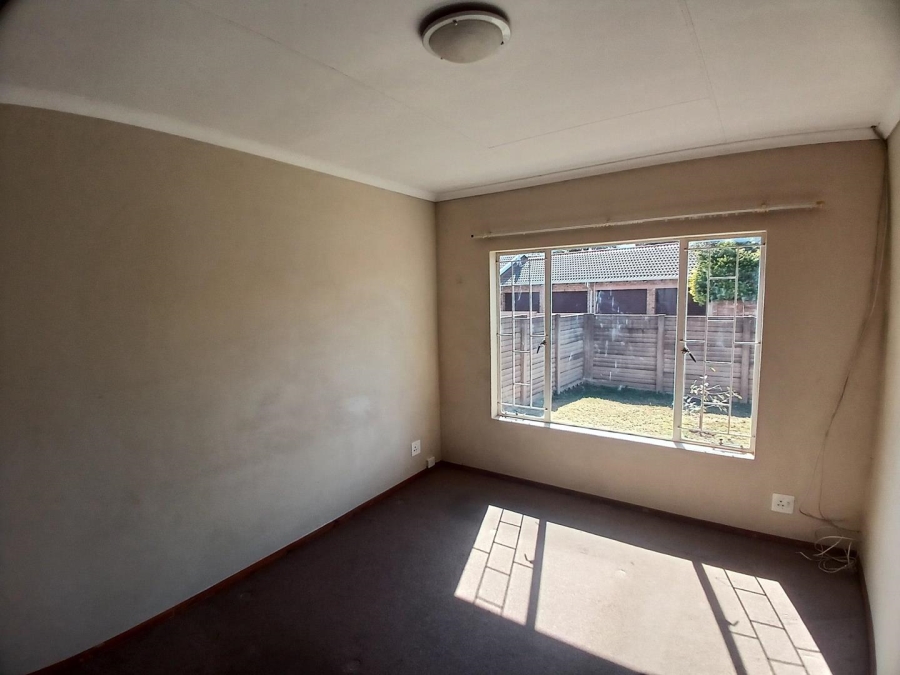 2 Bedroom Property for Sale in Ninapark Gauteng