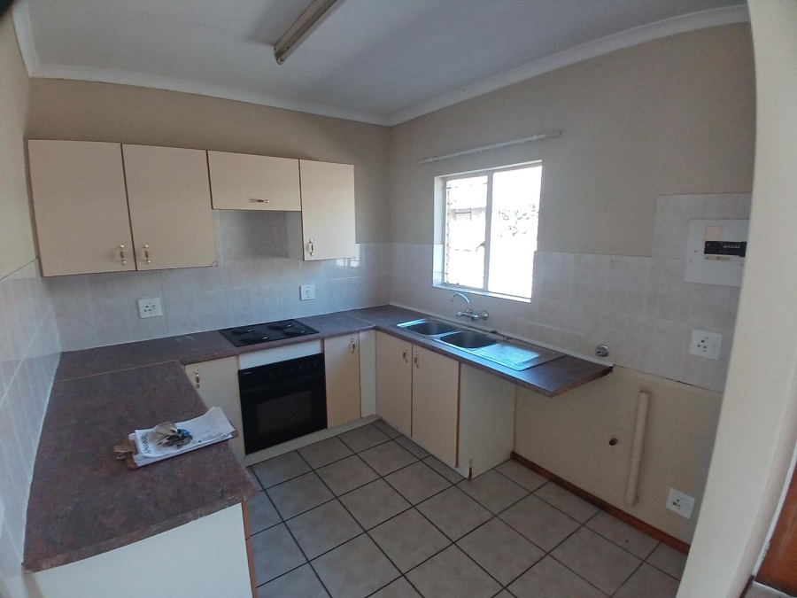 2 Bedroom Property for Sale in Ninapark Gauteng
