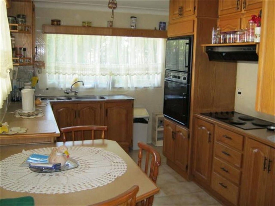 3 Bedroom Property for Sale in Rhodesfield Gauteng